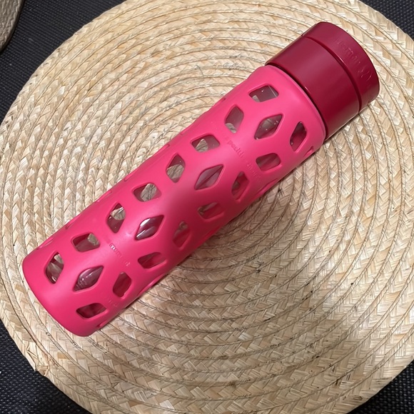 Lululemon Athletica Pure Focus Glass Drinking Bottle - Picture 4 of 13